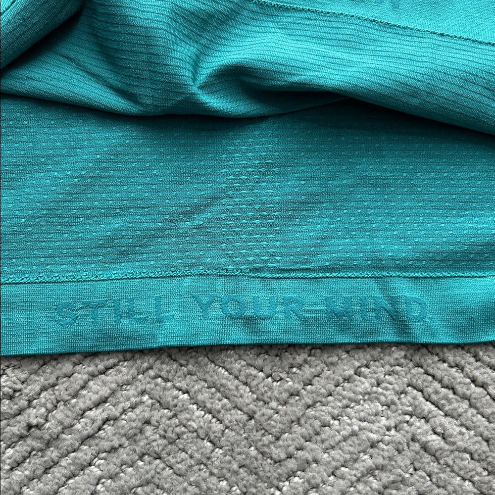 Lululemon Swiftly Tech Racerback Tank Top 2.0 teal color No Size - Picture 8 of 9